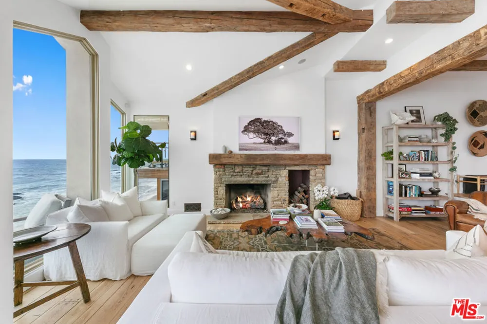24920 Malibu Road Malibu, CA 90265