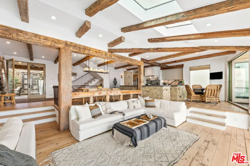 24920 Malibu Road Malibu, CA 90265