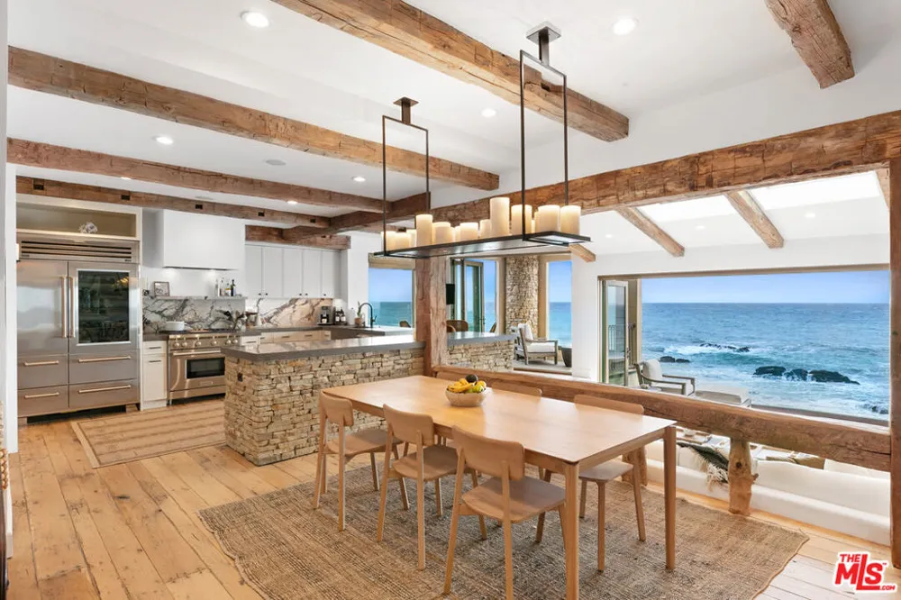 24920 Malibu Road Malibu, CA 90265
