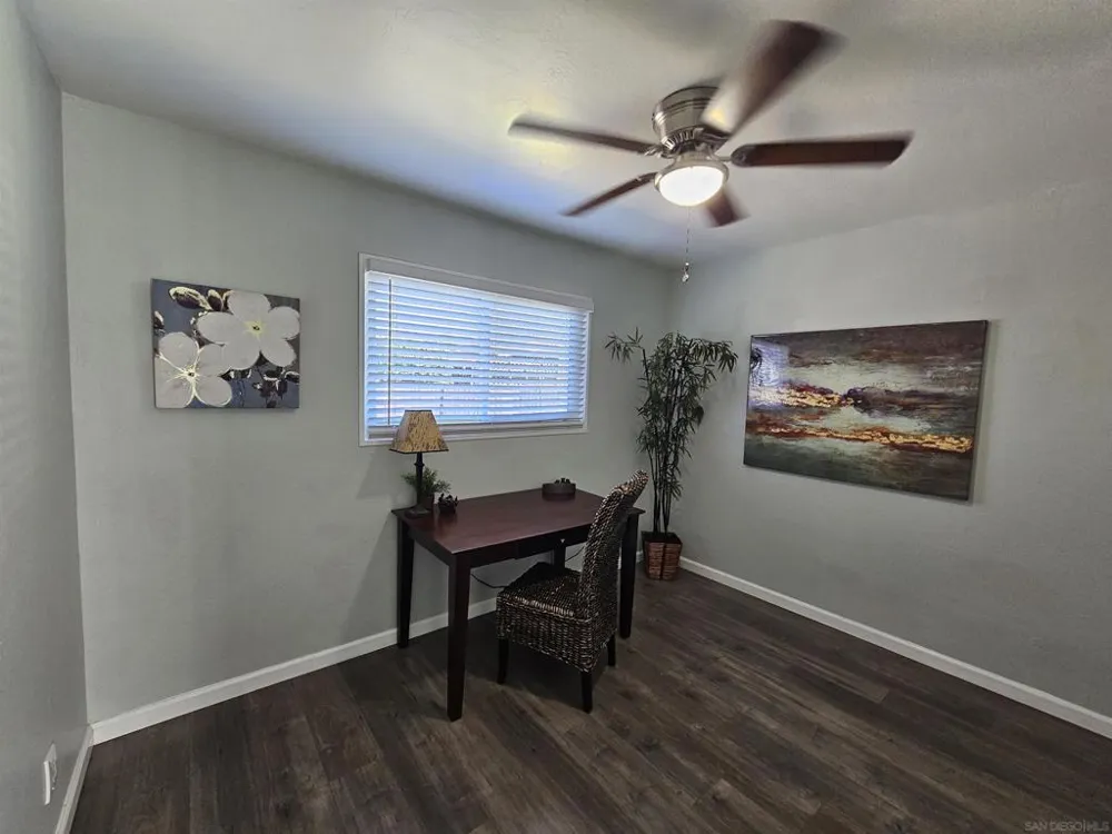 4858 Chateau Drive San Diego, CA 92117