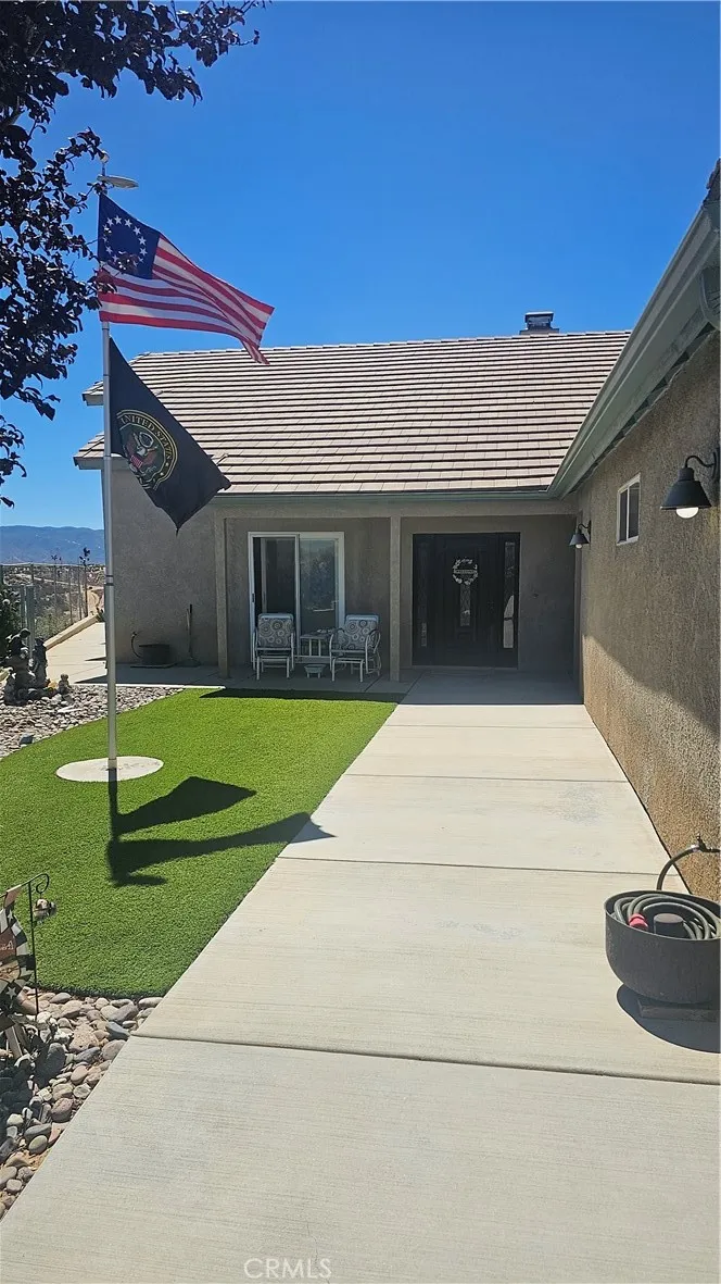 15455 Halinor Hesperia, CA 92345