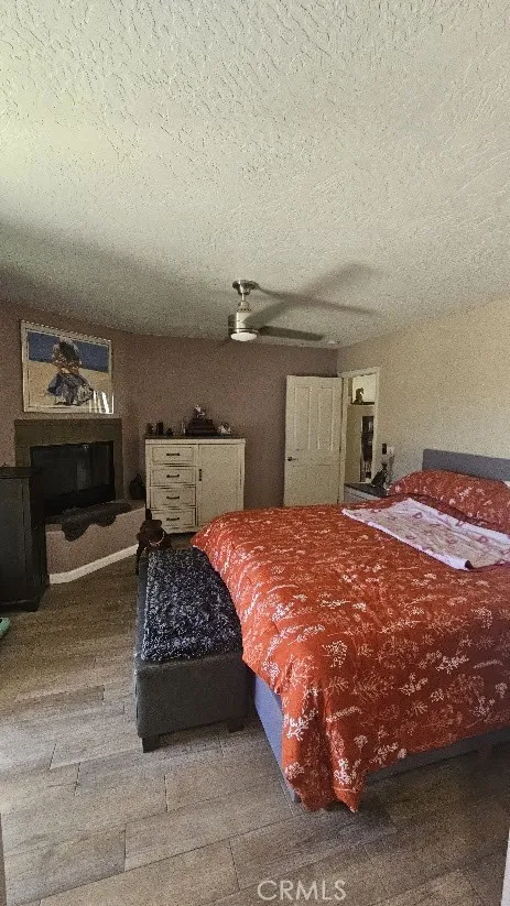 15455 Halinor Hesperia, CA 92345