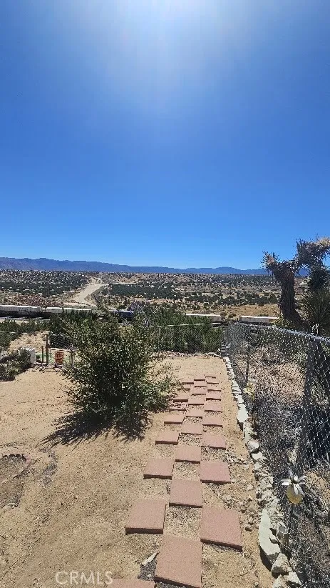 15455 Halinor Hesperia, CA 92345
