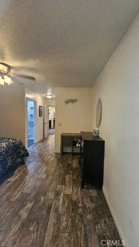 15455 Halinor Hesperia, CA 92345