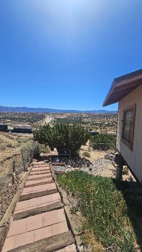 15455 Halinor Hesperia, CA 92345