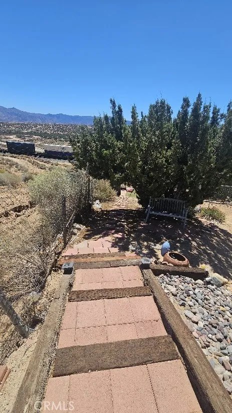 15455 Halinor Hesperia, CA 92345