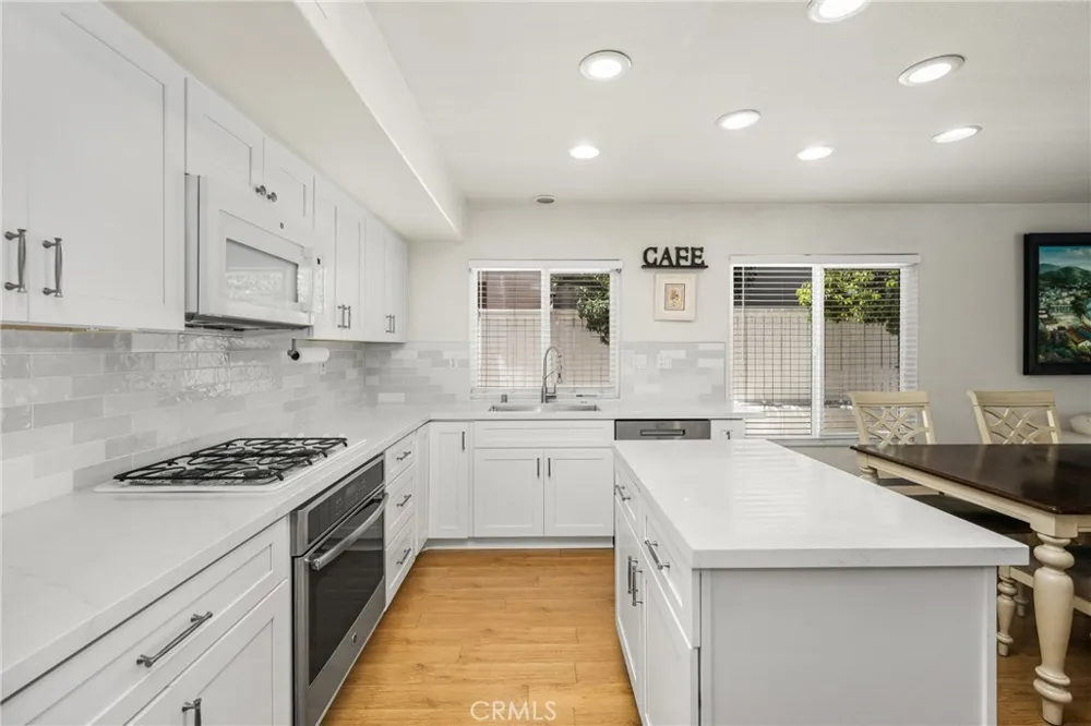 1038 S Cascade Lane Anaheim Hills, CA 92808