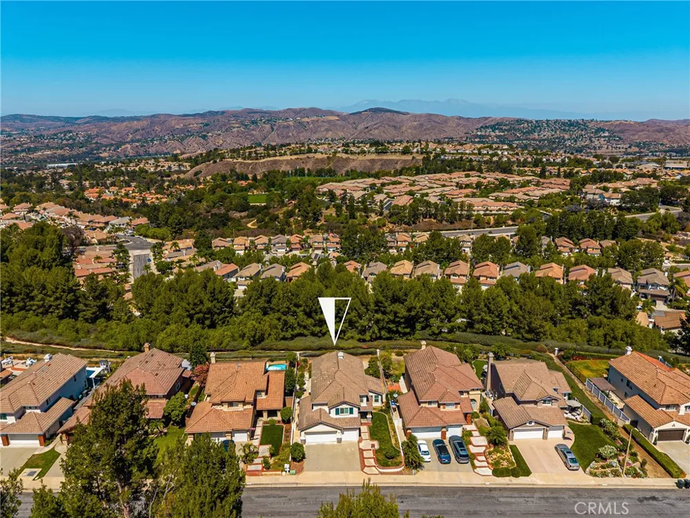 1038 S Cascade Lane Anaheim Hills, CA 92808