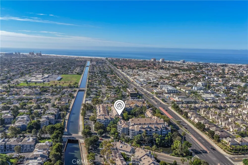 20331 Bluffside #307 Huntington Beach, CA 92646