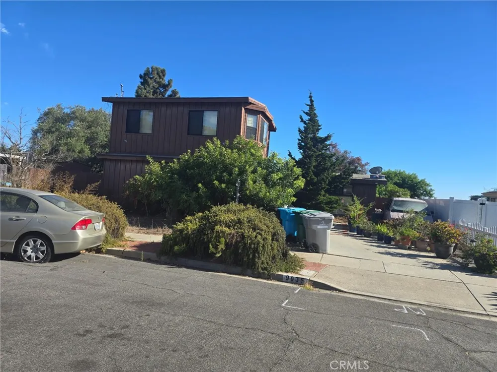 9035 Rohr San Diego, CA 92123