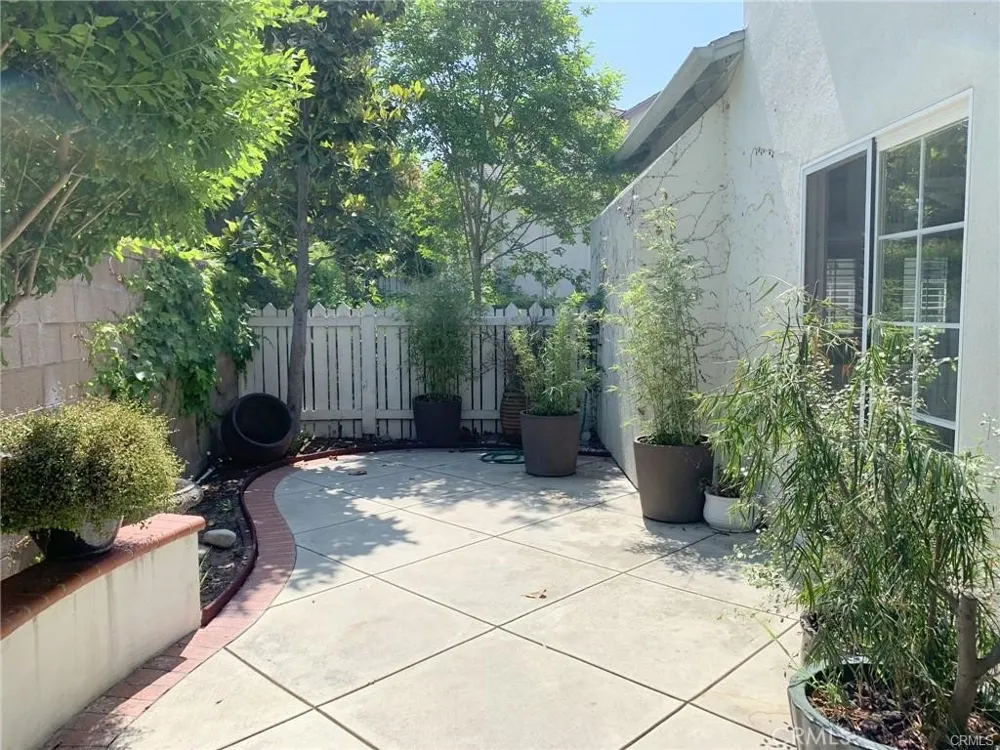 126 Winslow Lane Irvine, CA 92620