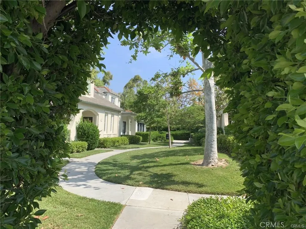 126 Winslow Lane Irvine, CA 92620