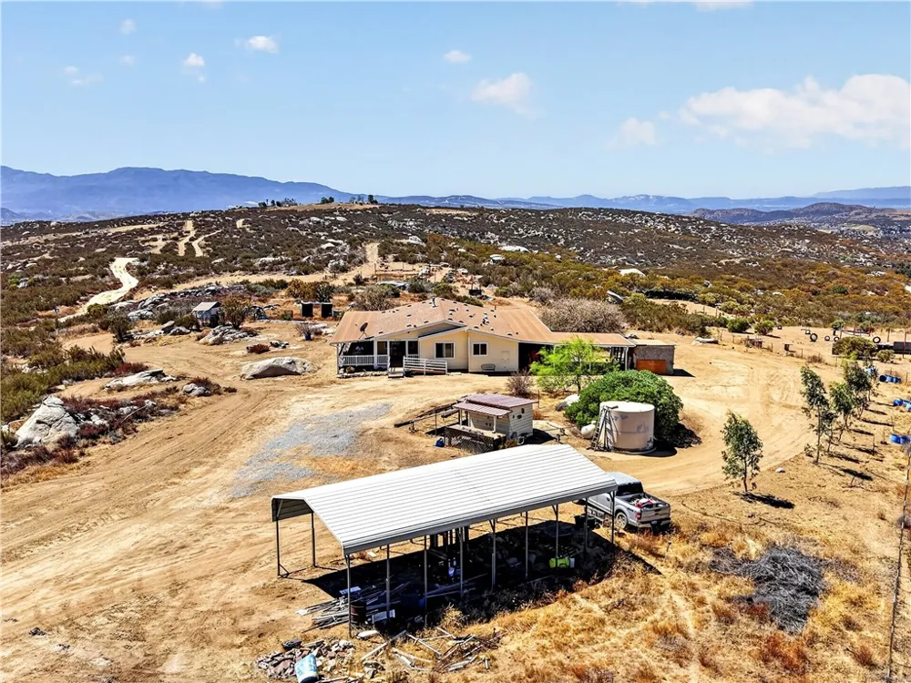 35323 Five Mile Creek Road Hemet, CA 92544
