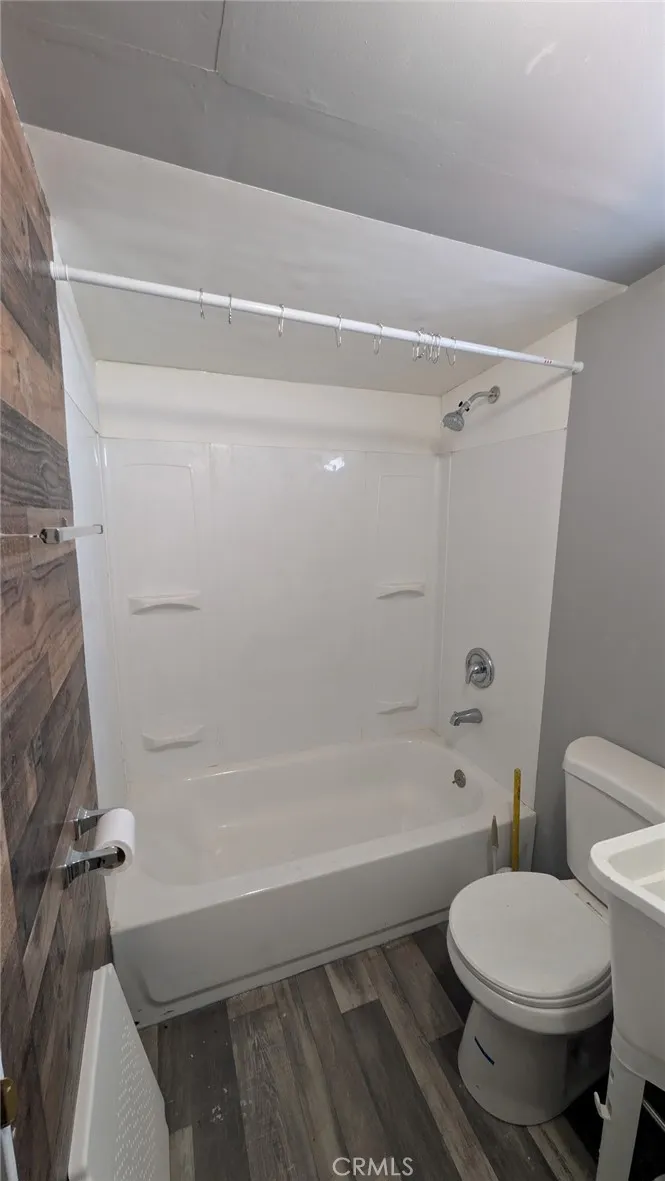 1560 Massachusetts #96 Riverside, CA 92507