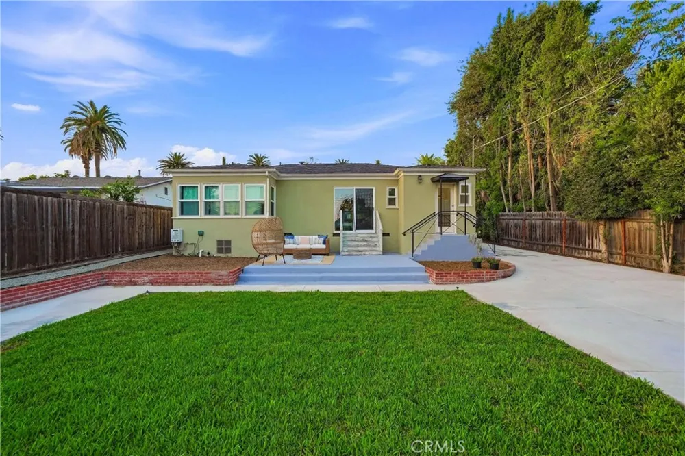 1770 Paloma St Pasadena, CA 91104