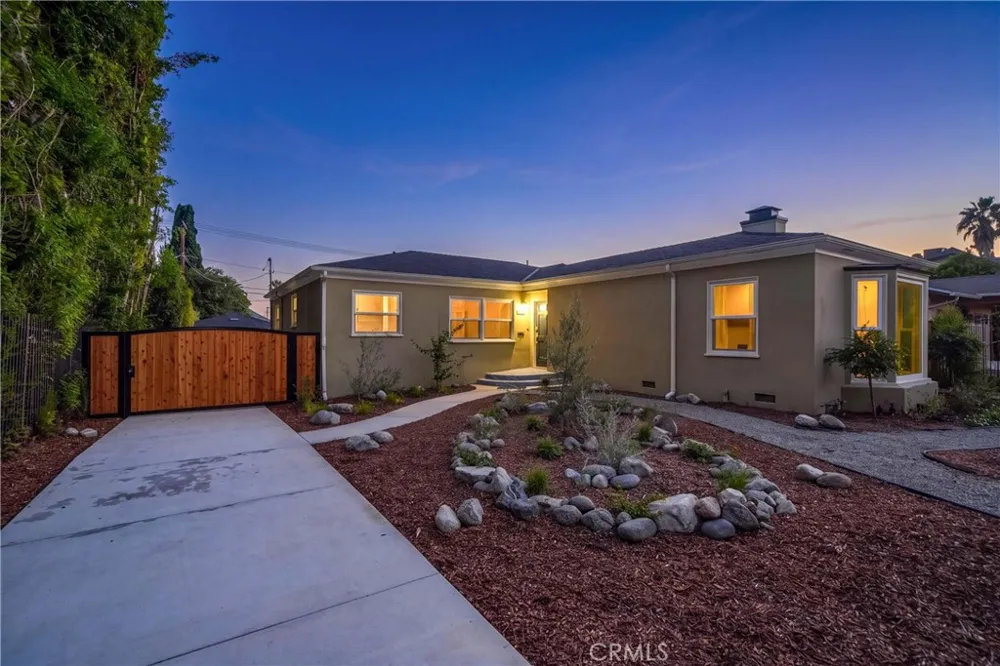 1770 Paloma St Pasadena, CA 91104