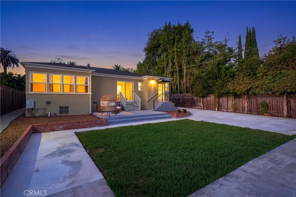 1770 Paloma St Pasadena, CA 91104
