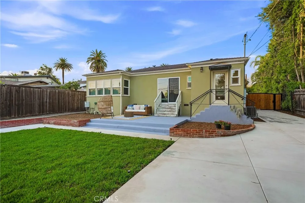 1770 Paloma St Pasadena, CA 91104