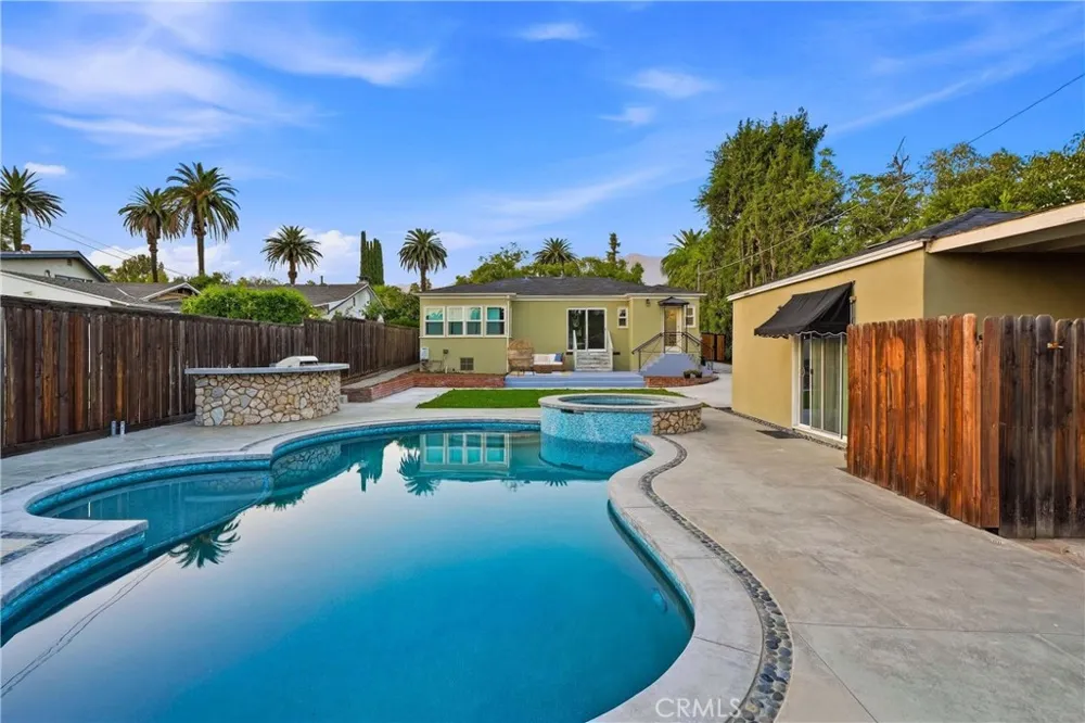 1770 Paloma St Pasadena, CA 91104