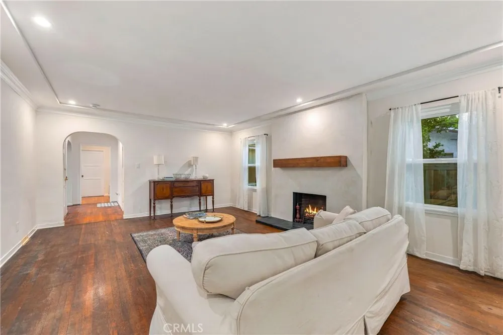 1770 Paloma St Pasadena, CA 91104