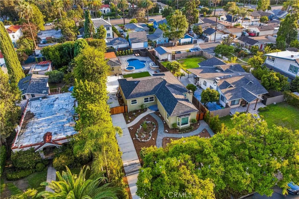 1770 Paloma St Pasadena, CA 91104
