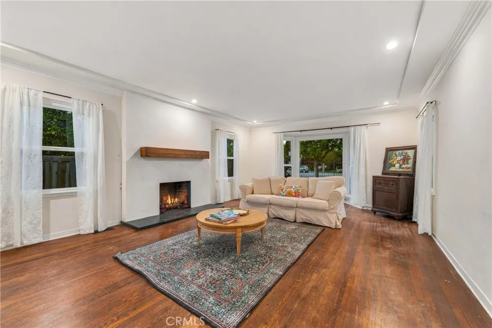 1770 Paloma St Pasadena, CA 91104