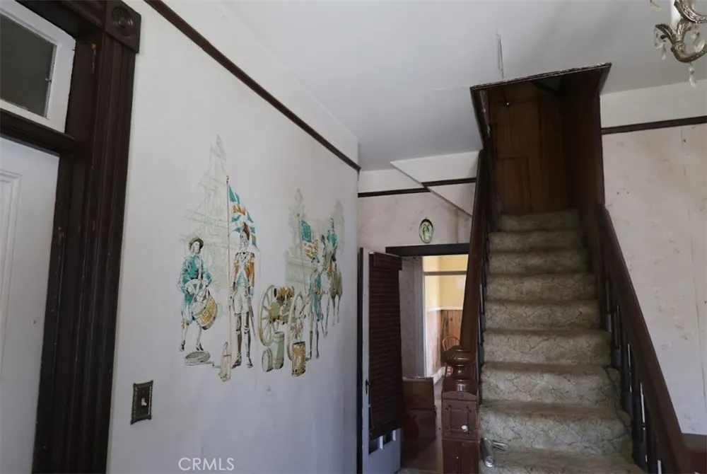 209 Carlton Pasadena, CA 91103