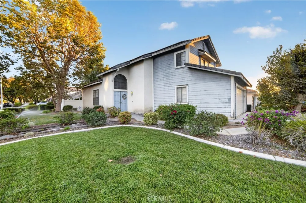 1270 Sherry Way Redlands, CA 92374