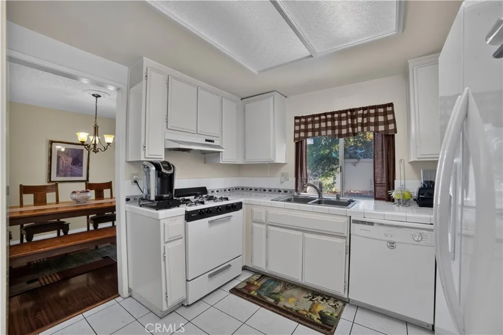 1270 Sherry Way Redlands, CA 92374
