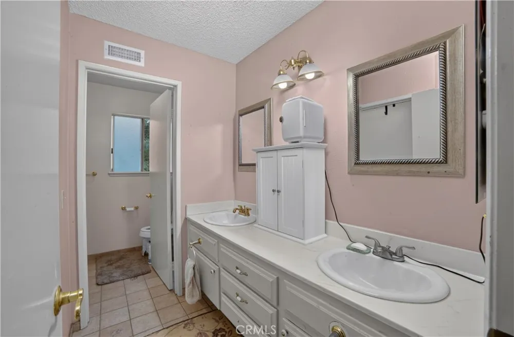 1270 Sherry Way Redlands, CA 92374