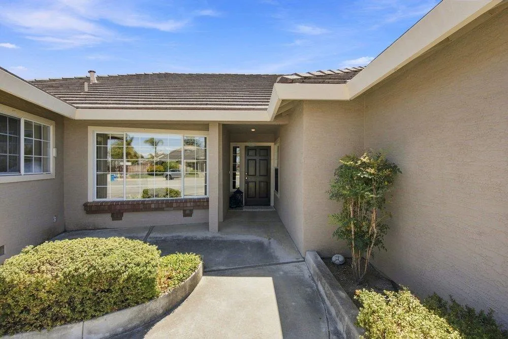 1611 Napa Court Hollister, CA 95023