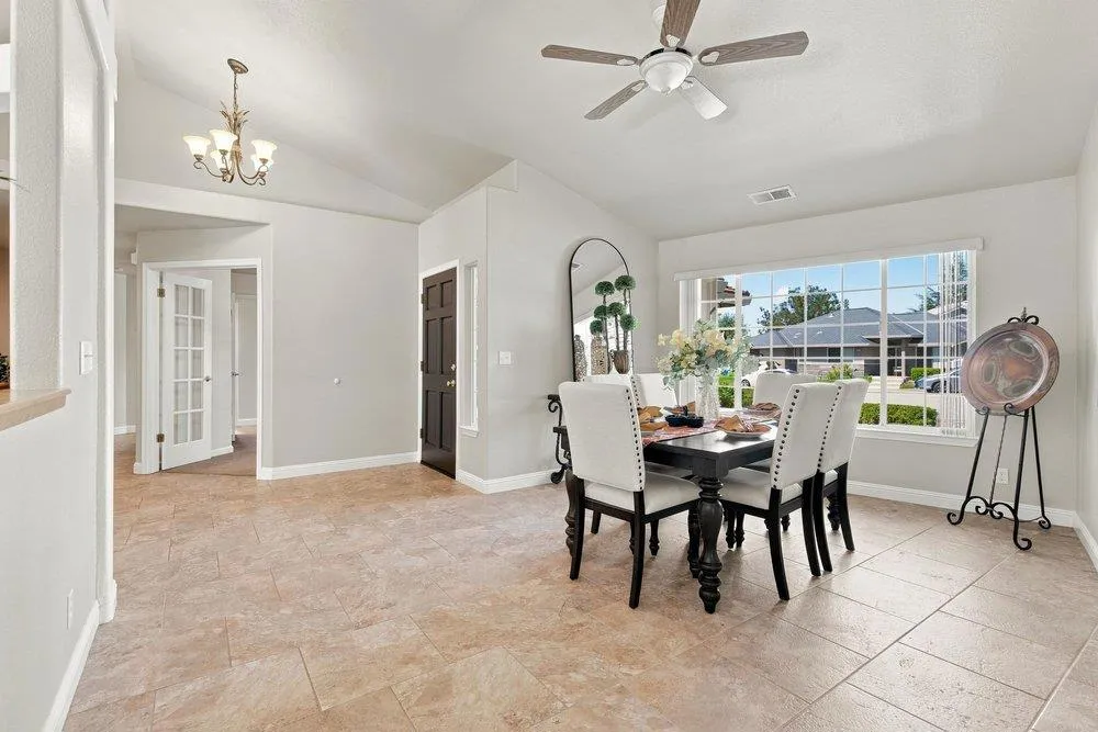 1611 Napa Court Hollister, CA 95023