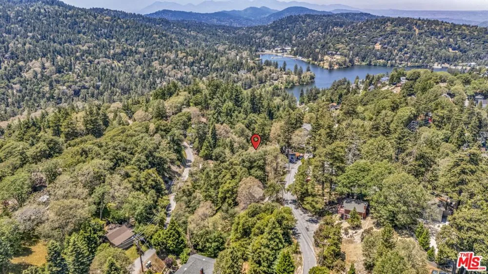 3 Arth Drive Crestline, CA 92325