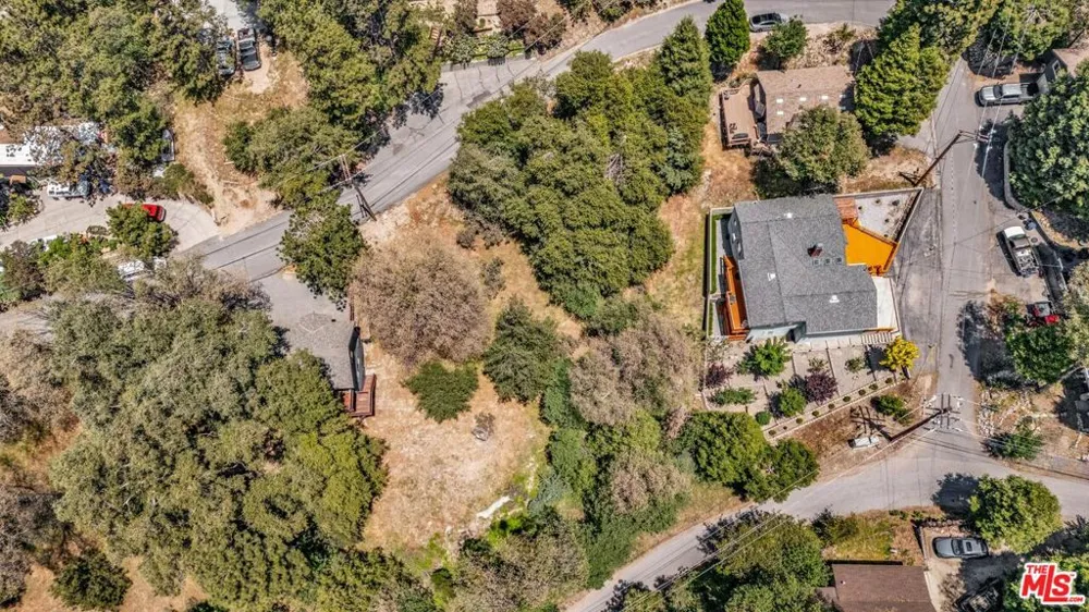 3 Arth Drive Crestline, CA 92325