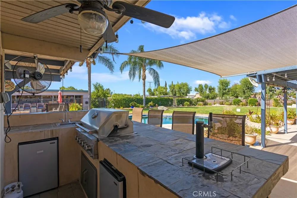 27753 Calle De Leon Romoland, CA 92585