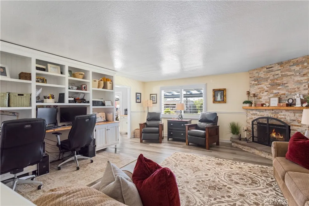27753 Calle De Leon Romoland, CA 92585