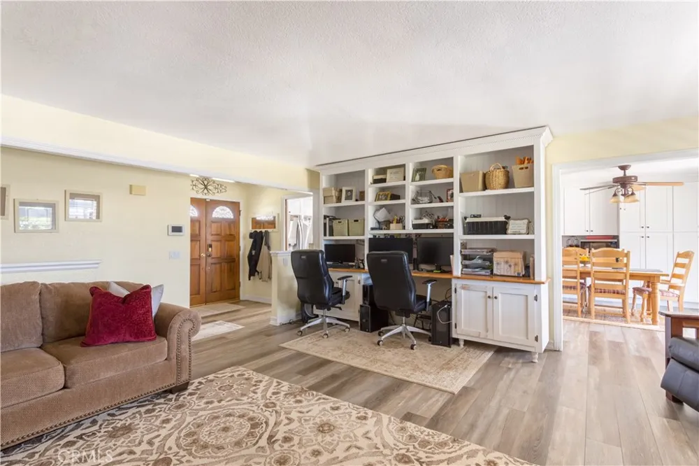 27753 Calle De Leon Romoland, CA 92585