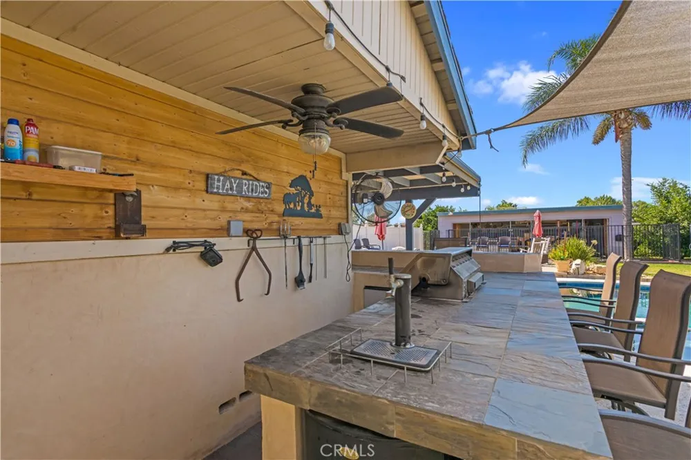 27753 Calle De Leon Romoland, CA 92585