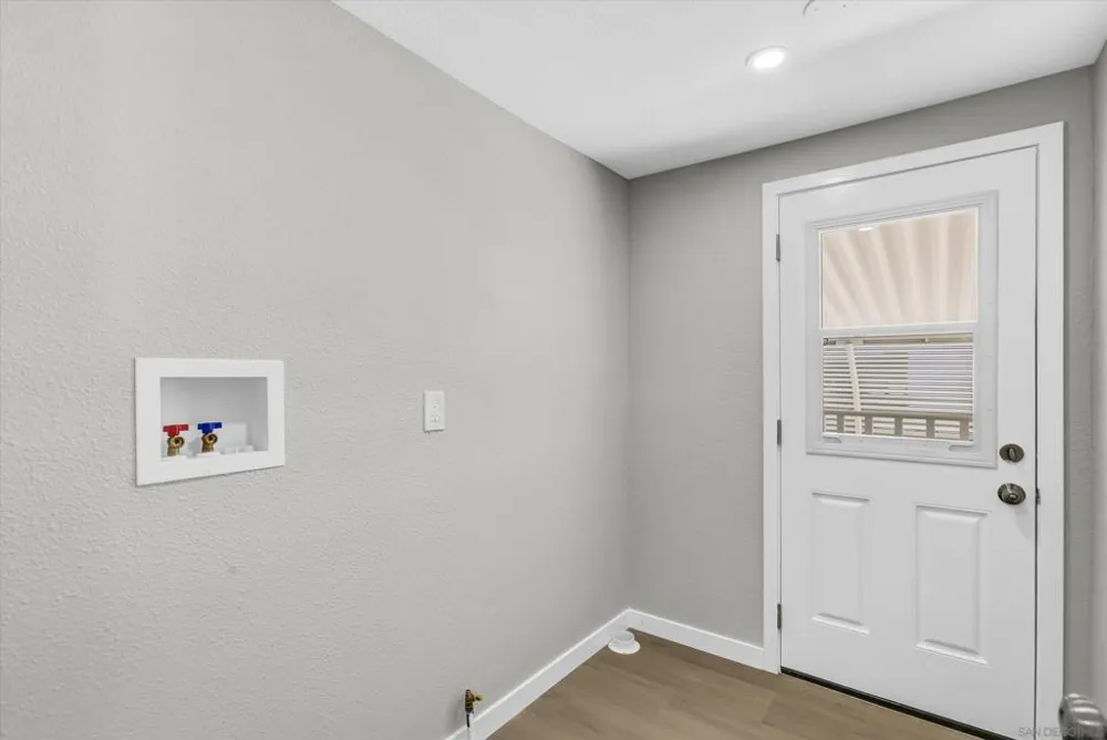 15420 Olde Highway 80 #127 El Cajon, CA 92021
