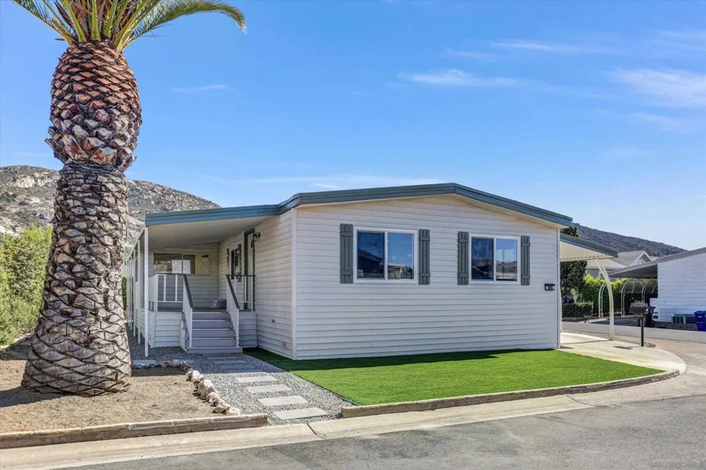 15420 Olde Highway 80 #127 El Cajon, CA 92021