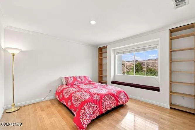32604 Ridge Top Lane Castaic, CA 91384