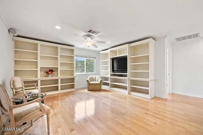 32604 Ridge Top Lane Castaic, CA 91384