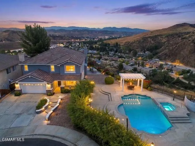 32604 Ridge Top Lane Castaic, CA 91384
