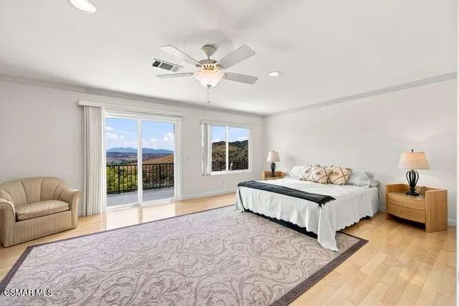 32604 Ridge Top Lane Castaic, CA 91384