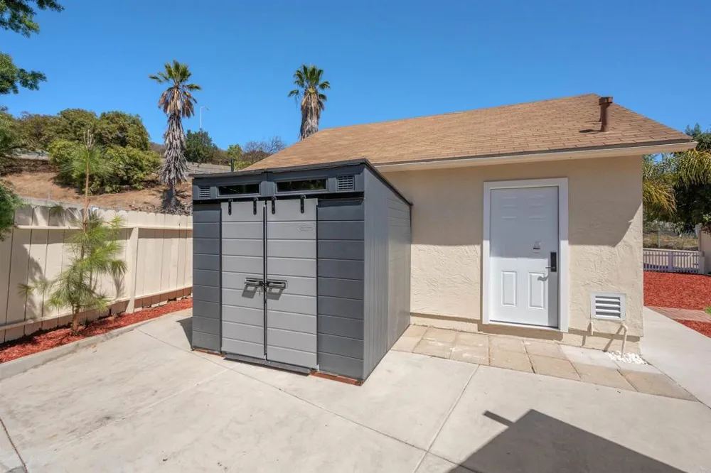 5264 Wood Street La Mesa, CA 91941