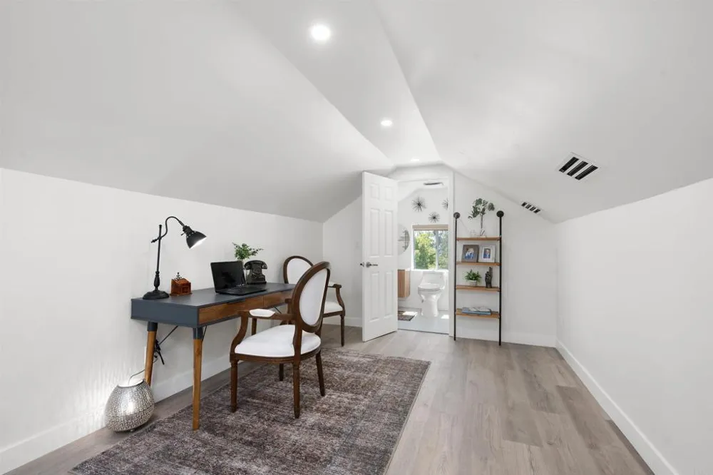 5264 Wood Street La Mesa, CA 91941