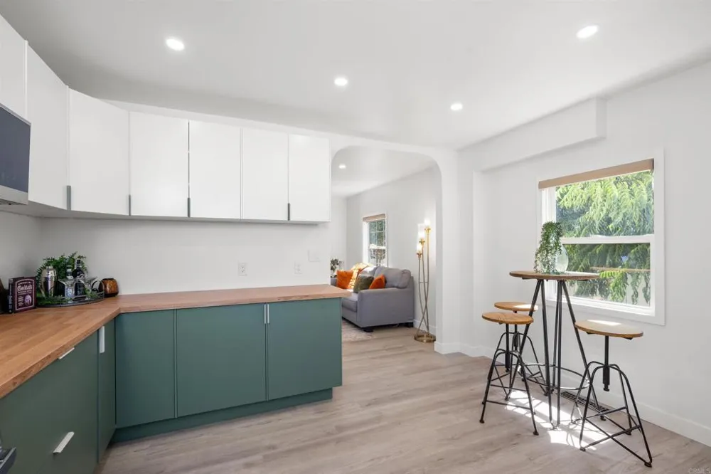 5264 Wood Street La Mesa, CA 91941