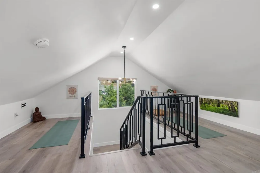 5264 Wood Street La Mesa, CA 91941