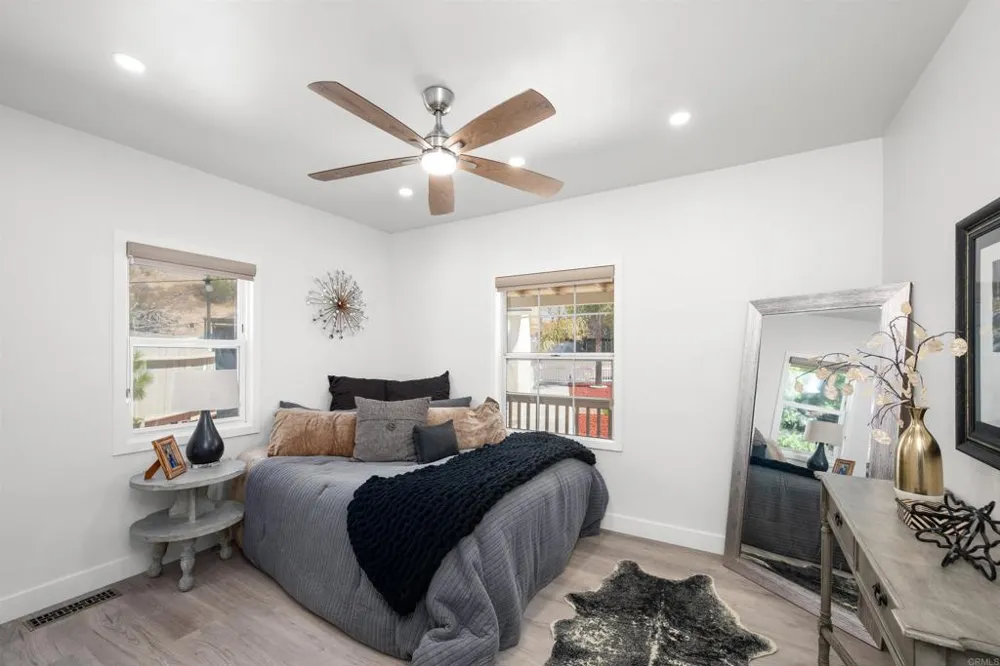 5264 Wood Street La Mesa, CA 91941