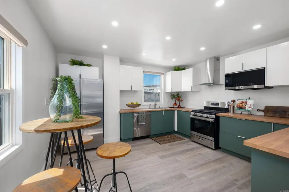5264 Wood Street La Mesa, CA 91941